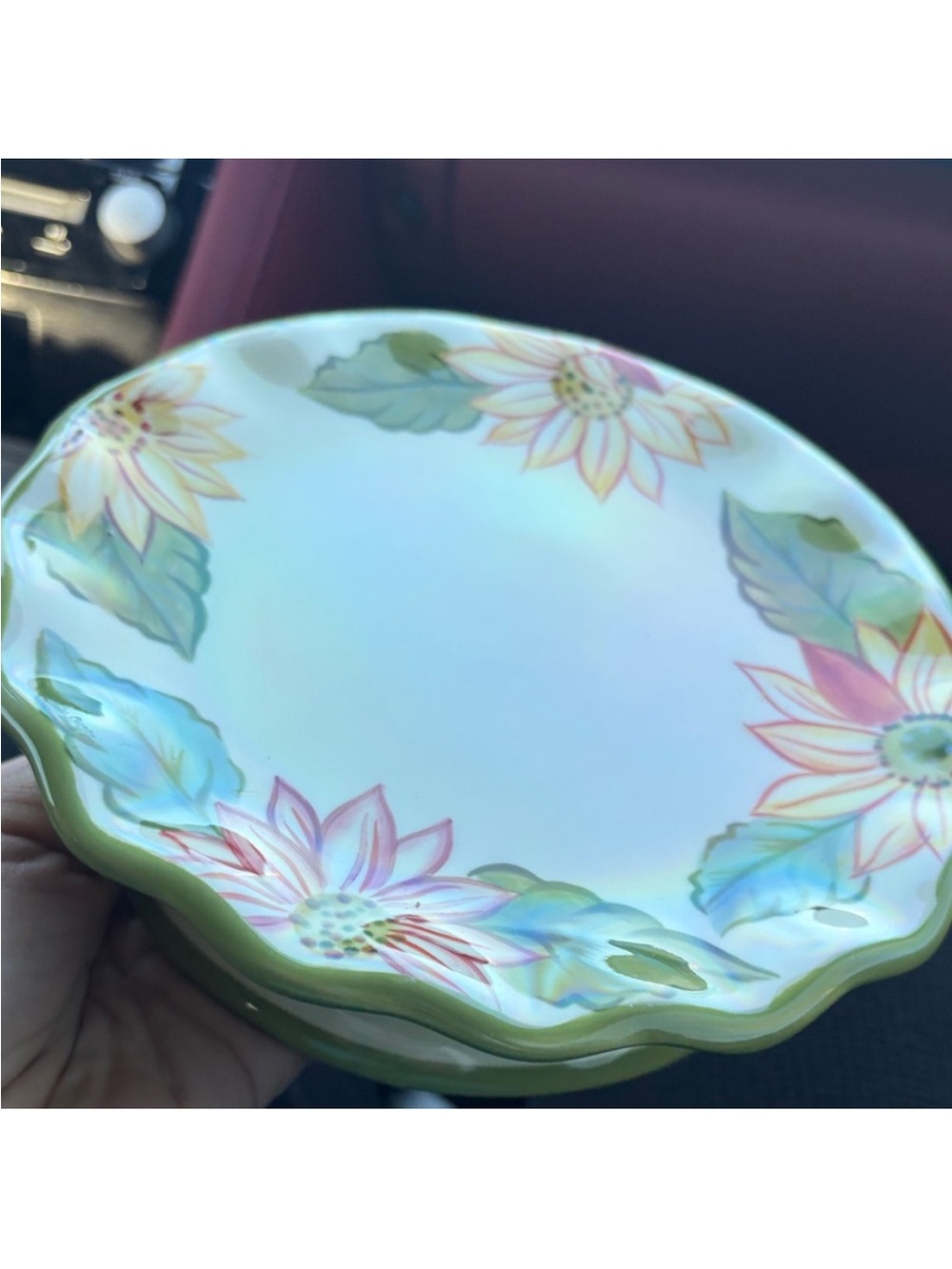 Longaberger Vintage
Sunflower Candle Holder - Picture 3 of 6